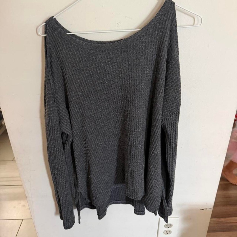 American Eagle Gray Waffle Knit Off Shoulder Sweater Soft & Sexy Plush Medium